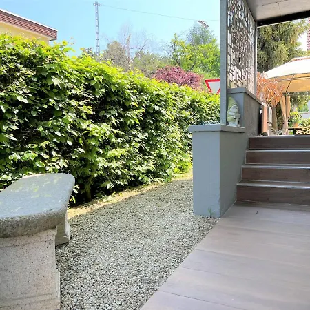 Charmantes 3 Zimmer Korbstadt-apartment, Terrasse, Wanderwege, Optimale Anbindung *